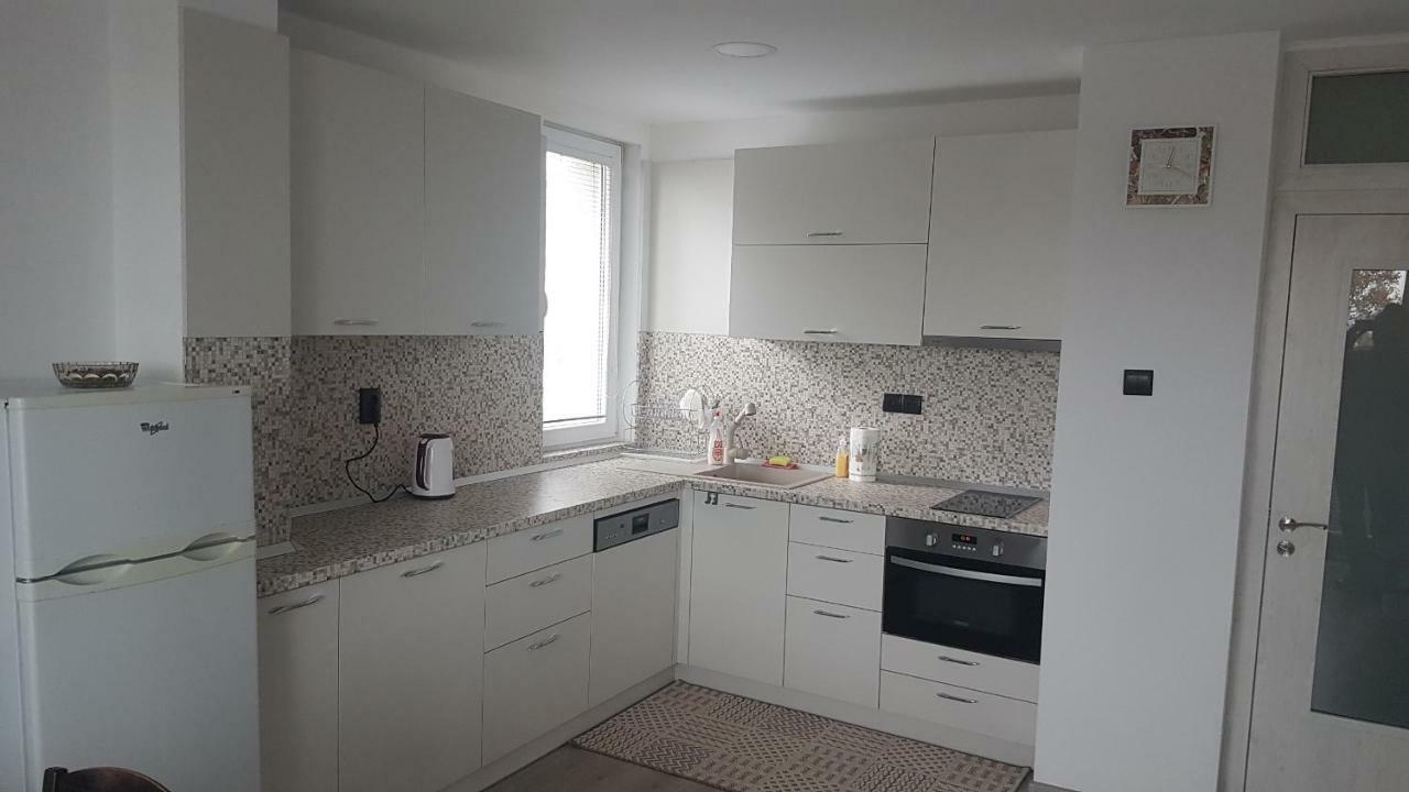 Roza Apartment Várna Kültér fotó